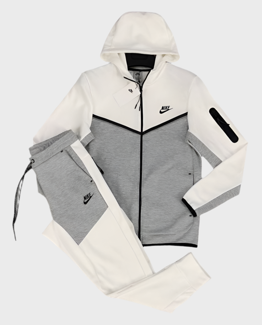 Ensemble Nike Tech